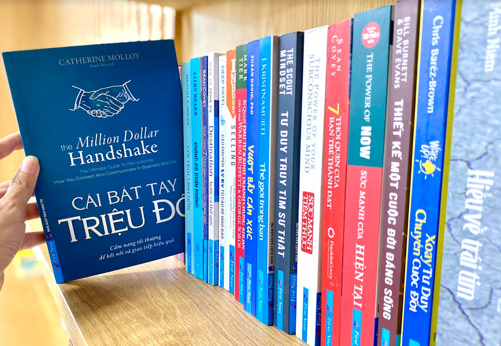 Cái bắt tay triệu đô: Chỉ cần mấy giây bạn có thể tạo nên sự khác biệt - 1 Cái bắt tay triệu đô: Chỉ cần mấy giây bạn có thể tạo nên sự khác biệt - 1