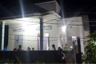 Mâu thuẫn lúc say xỉn, con trai đâm chết cha ruột