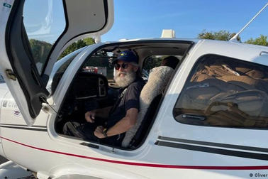 Đội phi công thế giới tham gia cứu hộ đường không cho Ukraine