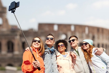 Món đồ công nghệ cần thiết cho người đi du lịch xa ngày Tết