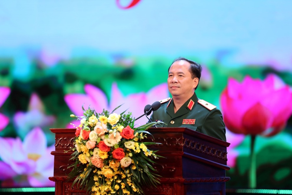 Tổng kết Cuộc thi viết Những tấm gương bình dị mà cao quý lần thứ 12 - 1 Tổng kết Cuộc thi viết Những tấm gương bình dị mà cao quý lần thứ 12 - 1