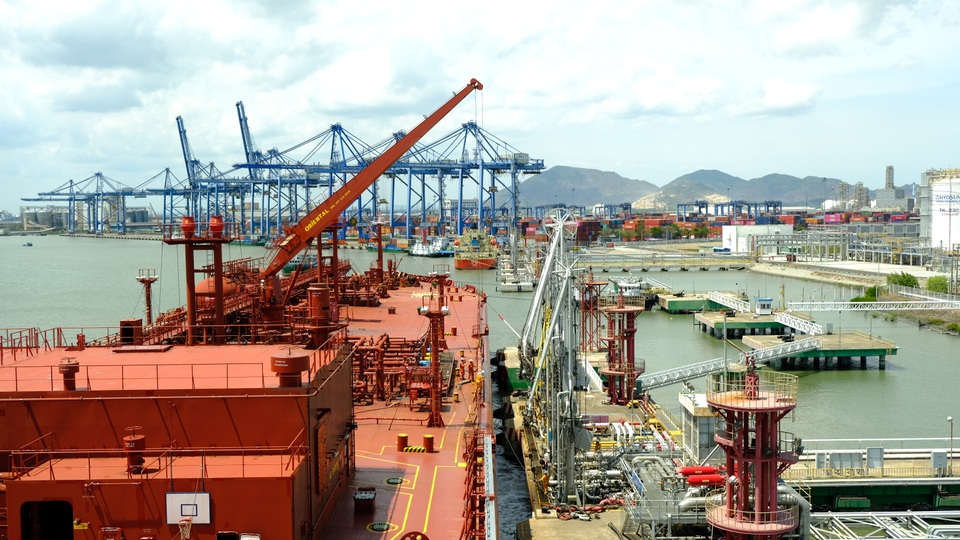 Dự án Kho chứa 1 triệu tấn LNG tại Thị Vải cán mốc 1 triệu giờ làm việc an toàn - 2 Dự án Kho chứa 1 triệu tấn LNG tại Thị Vải cán mốc 1 triệu giờ làm việc an toàn - 2