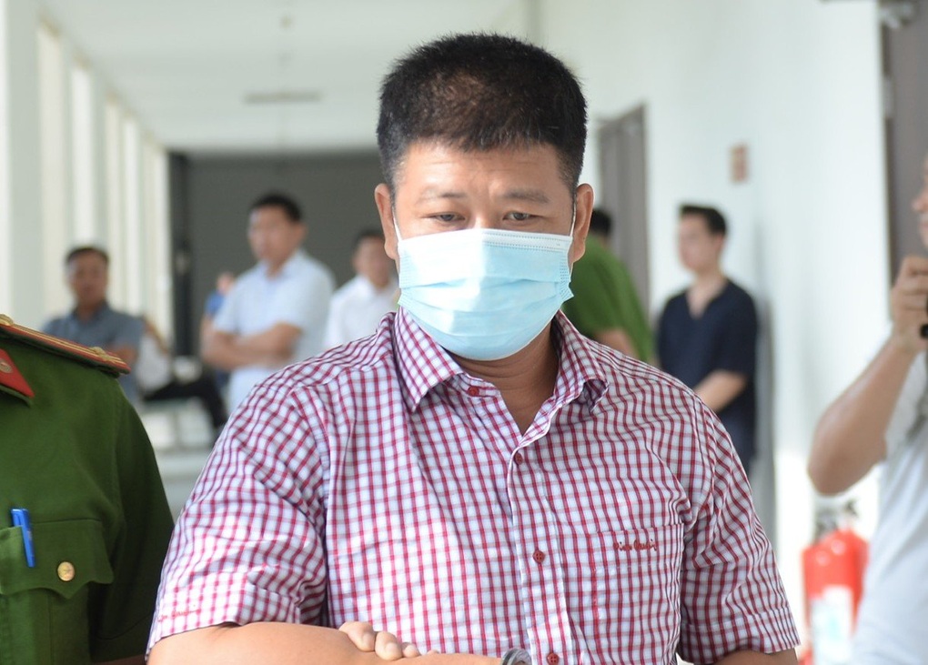 Được Chủ tịch Tập đoàn Phúc Sơn tặng đất, lãnh đạo cấp trên trả lại - 2 Được Chủ tịch Tập đoàn Phúc Sơn tặng đất, lãnh đạo cấp trên trả lại - 2