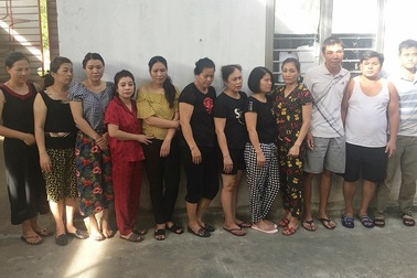 Phá sới bạc nhiều "quý bà" giữa lòng thành phố