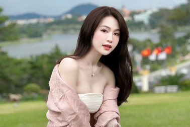 Vẻ đẹp trong veo của mỹ nhân xứ Nghệ tại Hoa hậu Hoàn vũ Việt Nam 2023