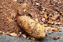 Bom rơi xuống quốc lộ sau vụ sạt lở đất!