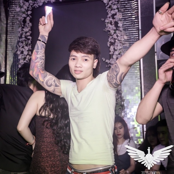 Trước Khá Bảnh, Dũng trọc và thánh chửi Dương Minh Tuyền cũng từng vướng vòng lao lý - Ảnh 2. Trước Khá Bảnh, Dũng trọc và thánh chửi Dương Minh Tuyền cũng từng vướng vòng lao lý - Ảnh 2.