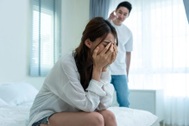 Chồng ngoại tình và thao túng tâm lý, tôi sống cùng nhưng không ngủ chung