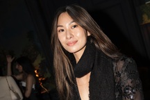 Tư duy kiếm tiền từ năm lớp 1 của nữ tỷ phú USD trẻ tuổi nhất thế giới