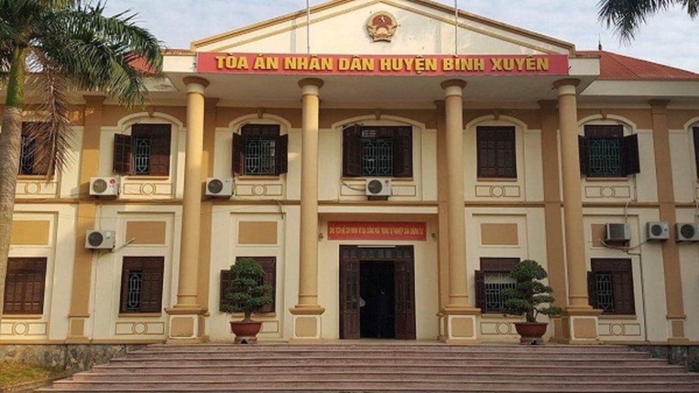 Bị bắt vì quay phim hoạt động của tòa án, phát trực tiếp lên Facebook - 2 Bị bắt vì quay phim hoạt động của tòa án, phát trực tiếp lên Facebook - 2