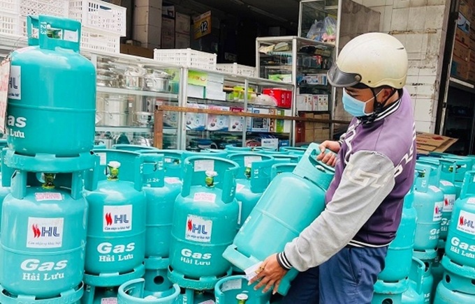 gia-gas-ban-le-trong-nuoc-tang-hon-40000-dong-doi-voi-binh-12kg