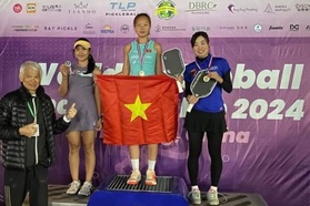 Tay vợt 16 tuổi Phương Anh xuất sắc giành 2 HCV pickleball ở giải thế giới