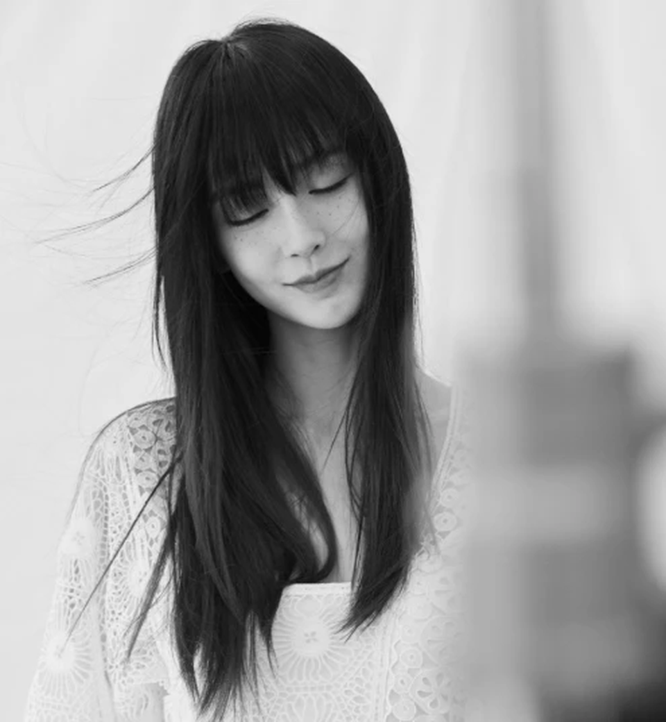 Angelababy lộ thân hình gầy gò đáng báo động - 11 Angelababy lộ thân hình gầy gò đáng báo động - 11