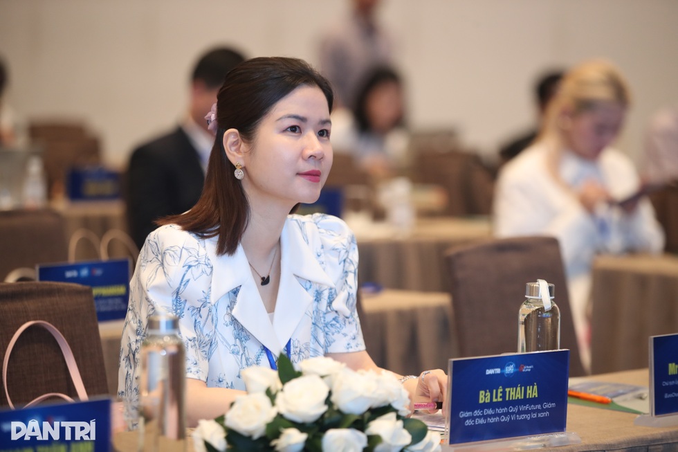 Hội đồng Thẩm định Giải thưởng ESG Việt Nam 2024 là ai? - 2 Hội đồng Thẩm định Giải thưởng ESG Việt Nam 2024 là ai? - 2