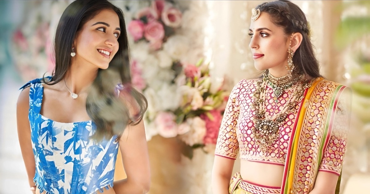 Shloka được xem là biểu tượng thời trang ở Ấn Độ và thường xuyên lọt vào danh sách mặc đẹp. Cô yêu thích lehenga - trang phục truyền thống Ấn Độ - và chi hàng nghìn USD cho các thiết kế riêng của những nhà mốt nổi tiếng. Người thừa kế tập đoàn kim cương cũng đam mê trang sức lấp lánh và thường xuất hiện với những món đồ độc nhất vô nhị (Ảnh: @weddingspaparazzi, Viral Bhayani).