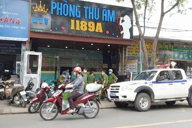 Phát hiện 28 người Trung Quốc nhập cảnh trái phép trong phòng thu âm