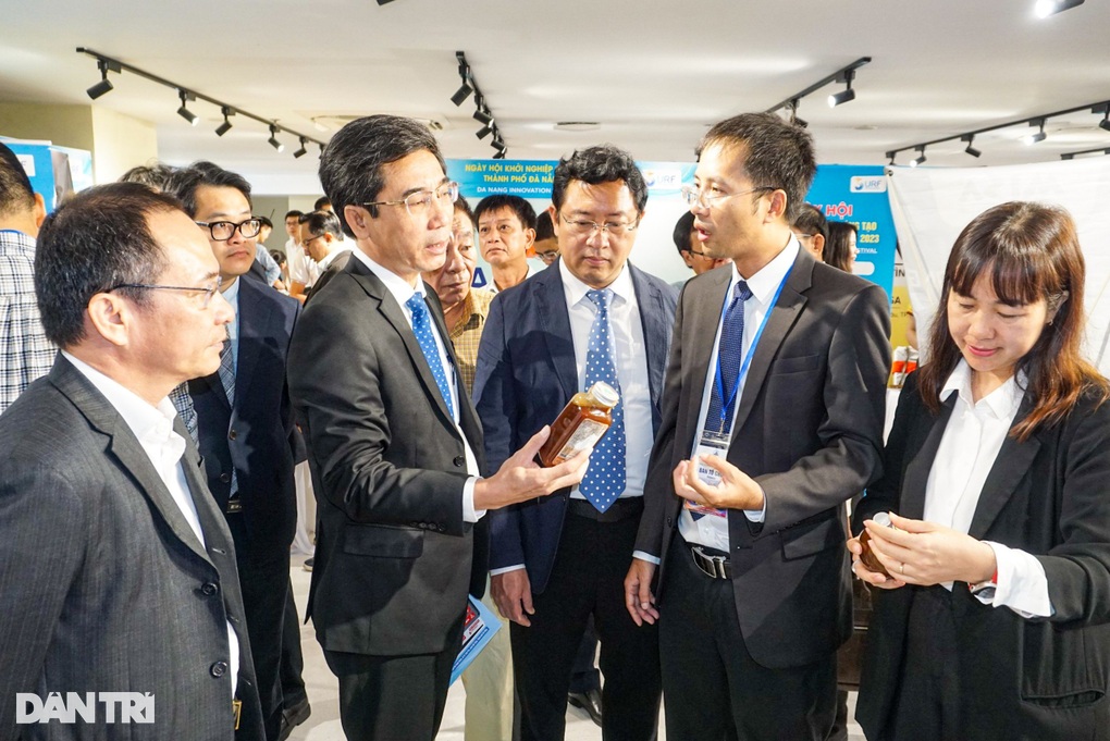 Đà Nẵng cam kết đồng hành cùng doanh nghiệp khởi nghiệp - 1 Đà Nẵng cam kết đồng hành cùng doanh nghiệp khởi nghiệp - 1