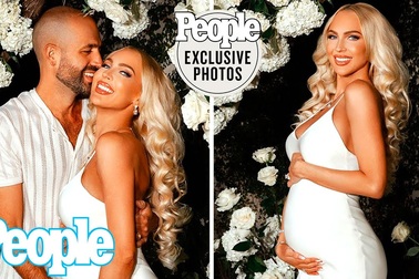 Christine Quinn hạnh phúc khi có bầu