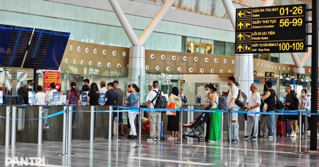 Khai thác vùng trời tầm thấp, mở đường pháp lý cho taxi bay ở Việt Nam - 1 Khai thác vùng trời tầm thấp, mở đường pháp lý cho taxi bay ở Việt Nam - 1