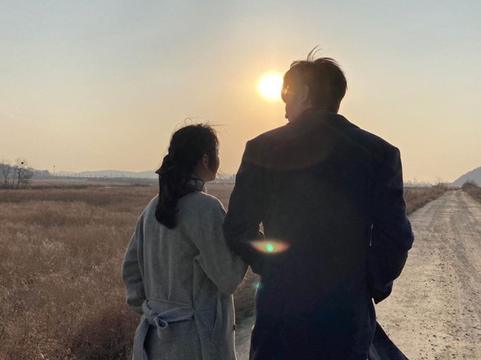 Trước khi bị bắt quả tang hò hẹn, Lee Min Ho bị nghi tìm hiểu cô gái này - 5 Trước khi bị bắt quả tang hò hẹn, Lee Min Ho bị nghi tìm hiểu cô gái này - 5