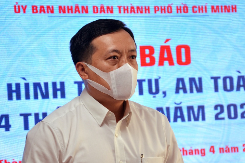 Lãnh đạo công an TPHCM nói về tình trạng nhập cảnh trái phép phức tạp - 1 Lãnh đạo công an TPHCM nói về tình trạng nhập cảnh trái phép phức tạp - 1