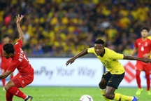 Ngôi sao Malaysia: “Nếu được đá lại, tôi sẽ chọc thủng lưới Việt Nam”