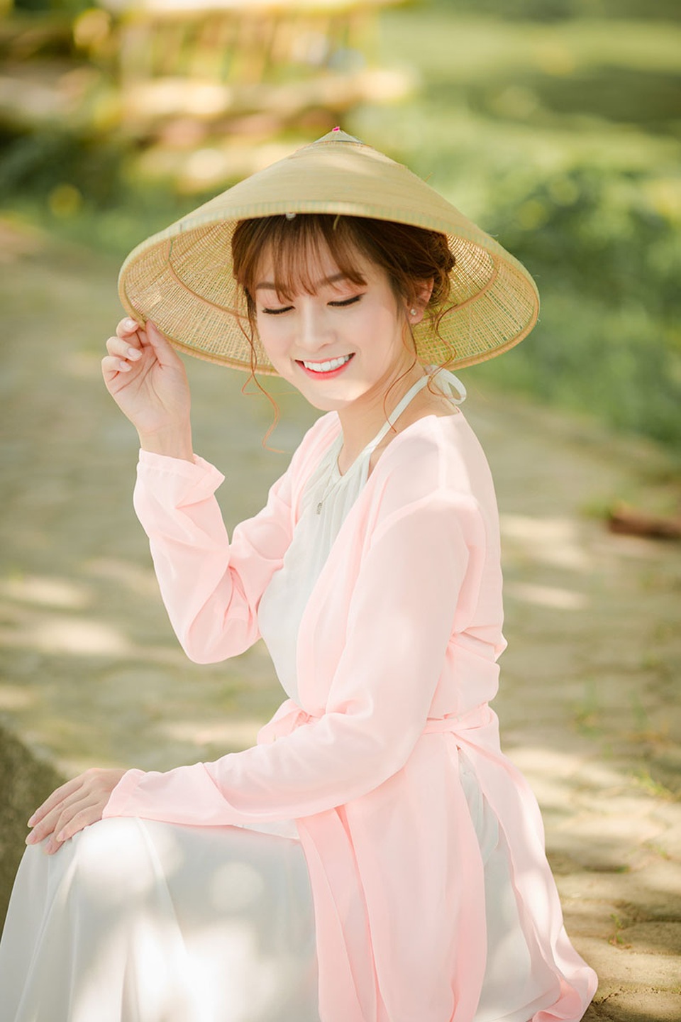 Nét duyên thầm của thiếu nữ quê quan họ Bắc Ninh trong bộ áo yếm - 2 Nét duyên thầm của thiếu nữ quê quan họ Bắc Ninh trong bộ áo yếm - 2