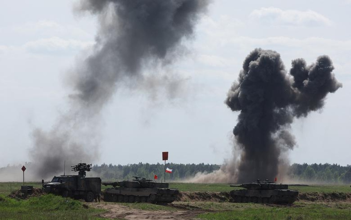 NATO rầm rộ diễn tập thực binh tại châu Âu - 3 NATO rầm rộ diễn tập thực binh tại châu Âu - 3