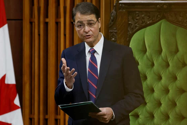 Chủ tịch quốc hội Canada từ chức vì khen cựu lính quốc xã