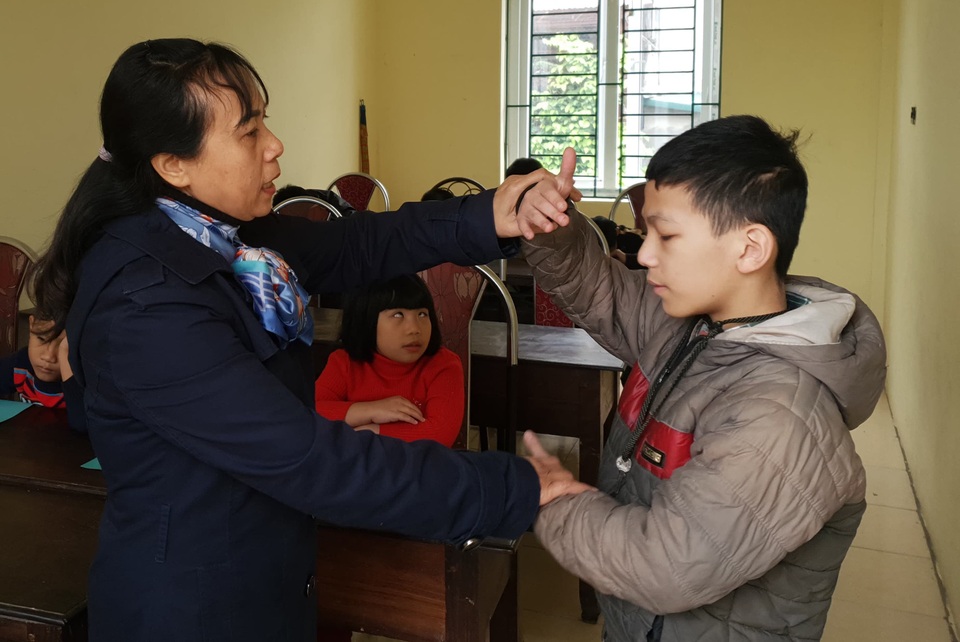 Nơi người khiếm thị tìm thấy ánh sáng cuộc đời - 2 Nơi người khiếm thị tìm thấy ánh sáng cuộc đời - 2