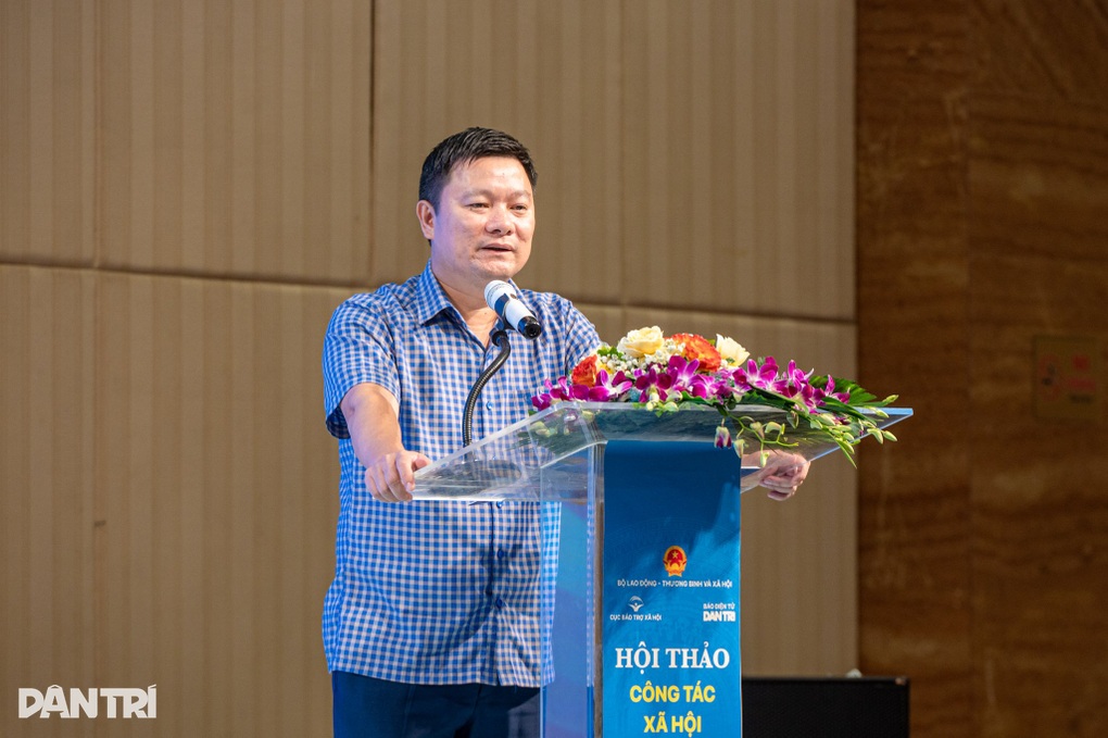Phát triển nghề công tác xã hội góp phần ứng phó với biến đổi khí hậu - 4 Phát triển nghề công tác xã hội góp phần ứng phó với biến đổi khí hậu - 4