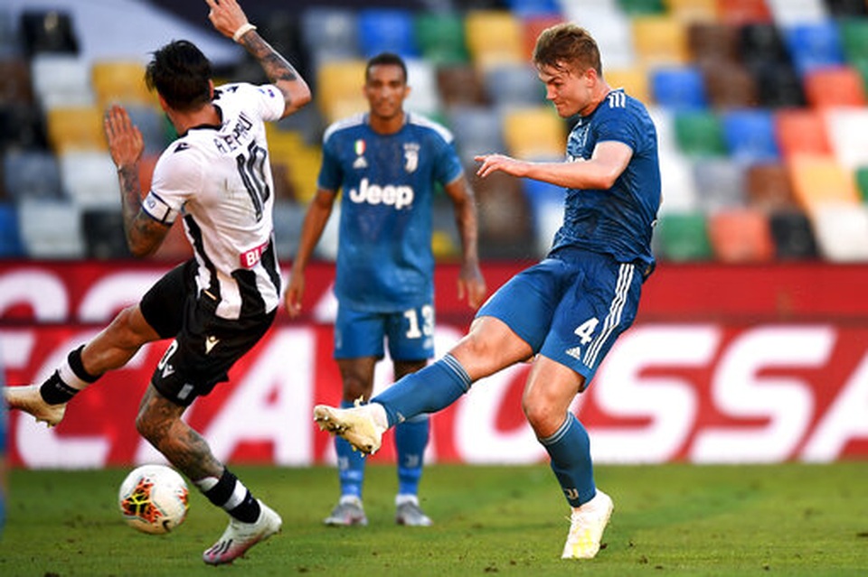 C.Ronaldo mờ nhạt, Juventus thua sốc và lỡ cơ hội vô địch sớm - 2