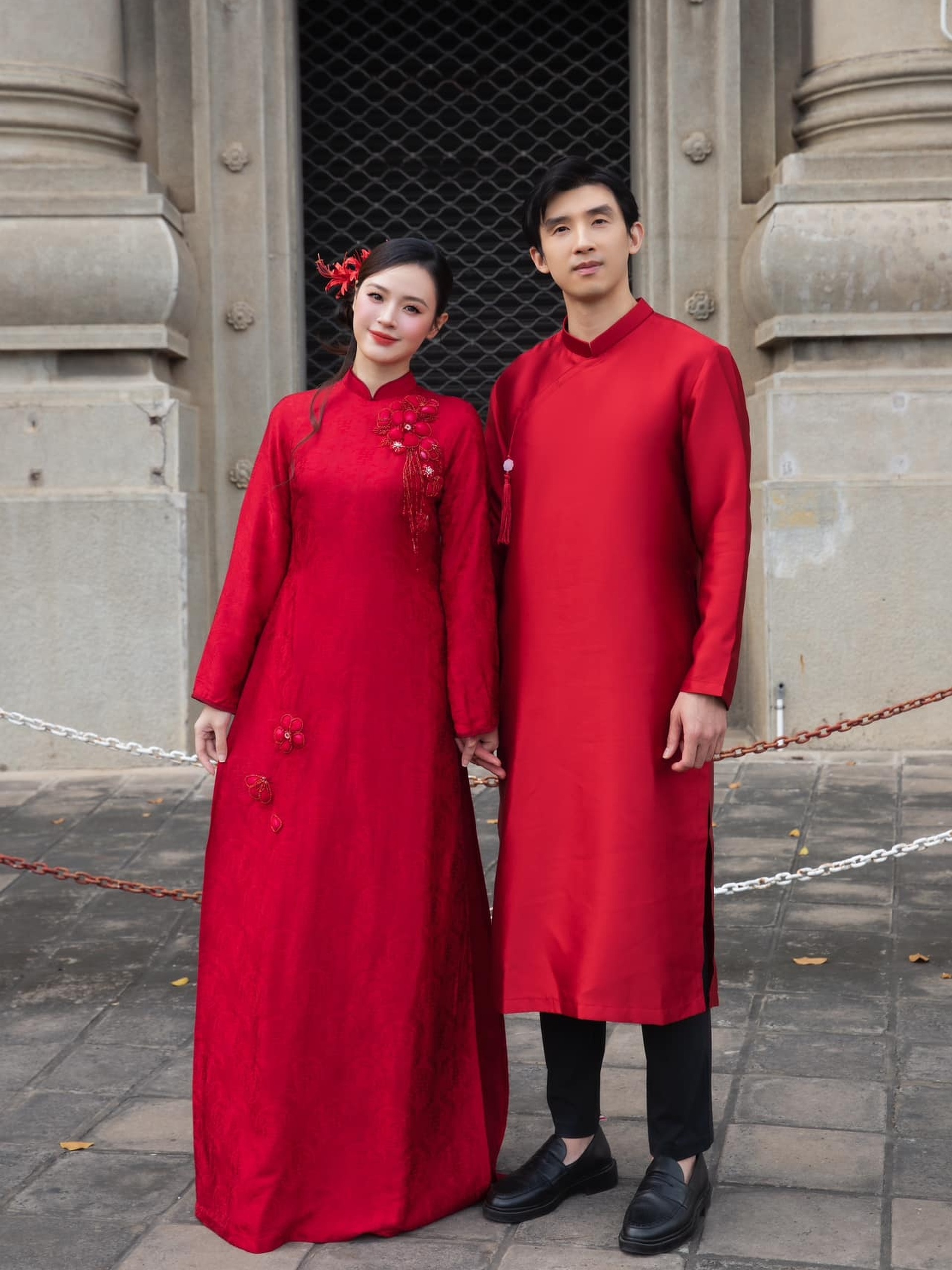 Midu tuổi 36: Hôn nhân đậm chất ngôn tình, ngoại hình thay đổi gây chú ý - 4 Midu tuổi 36: Hôn nhân đậm chất ngôn tình, ngoại hình thay đổi gây chú ý - 4