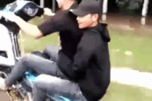 Thanh niên dương tính ma túy, bốc đầu xe trên quốc lộ