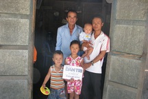 Gần 26 triệu đồng đến với người bố nghèo có 3 con bị bệnh