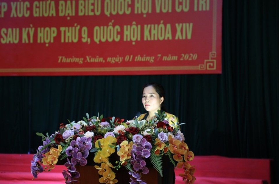 Bộ trưởng Đào Ngọc Dung lắng nghe ý kiến cử tri về đời sống, việc làm... - 4 Bộ trưởng Đào Ngọc Dung lắng nghe ý kiến cử tri về đời sống, việc làm... - 4