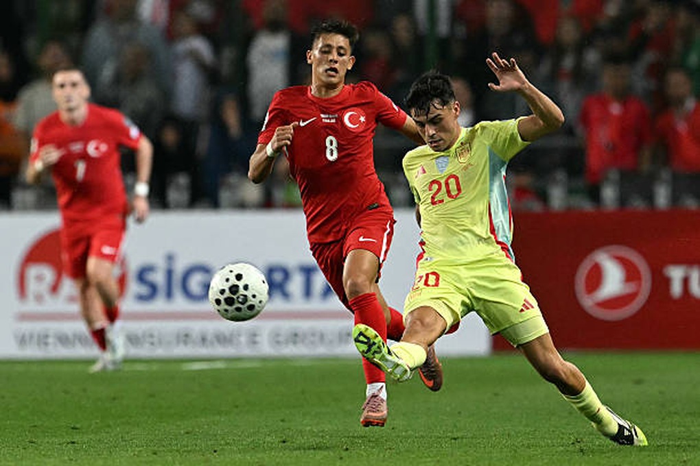 Tây Ban Nha thắng 6-0 Thổ Nhĩ Kỳ, Đức và Hà Lan giành 3 điểm thuyết phục - 2 Tây Ban Nha thắng 6-0 Thổ Nhĩ Kỳ, Đức và Hà Lan giành 3 điểm thuyết phục - 2