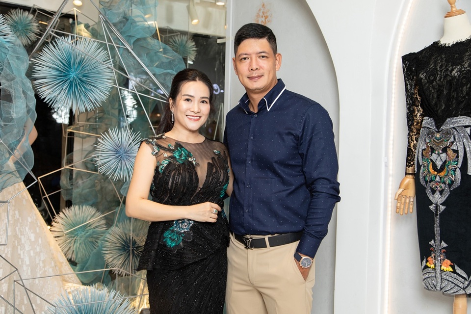 Hoa hậu Hà Kiều Anh “đọ sắc” cùng Trần Tiểu Vy và Mỹ Linh - 12 Hoa hậu Hà Kiều Anh “đọ sắc” cùng Trần Tiểu Vy và Mỹ Linh - 12