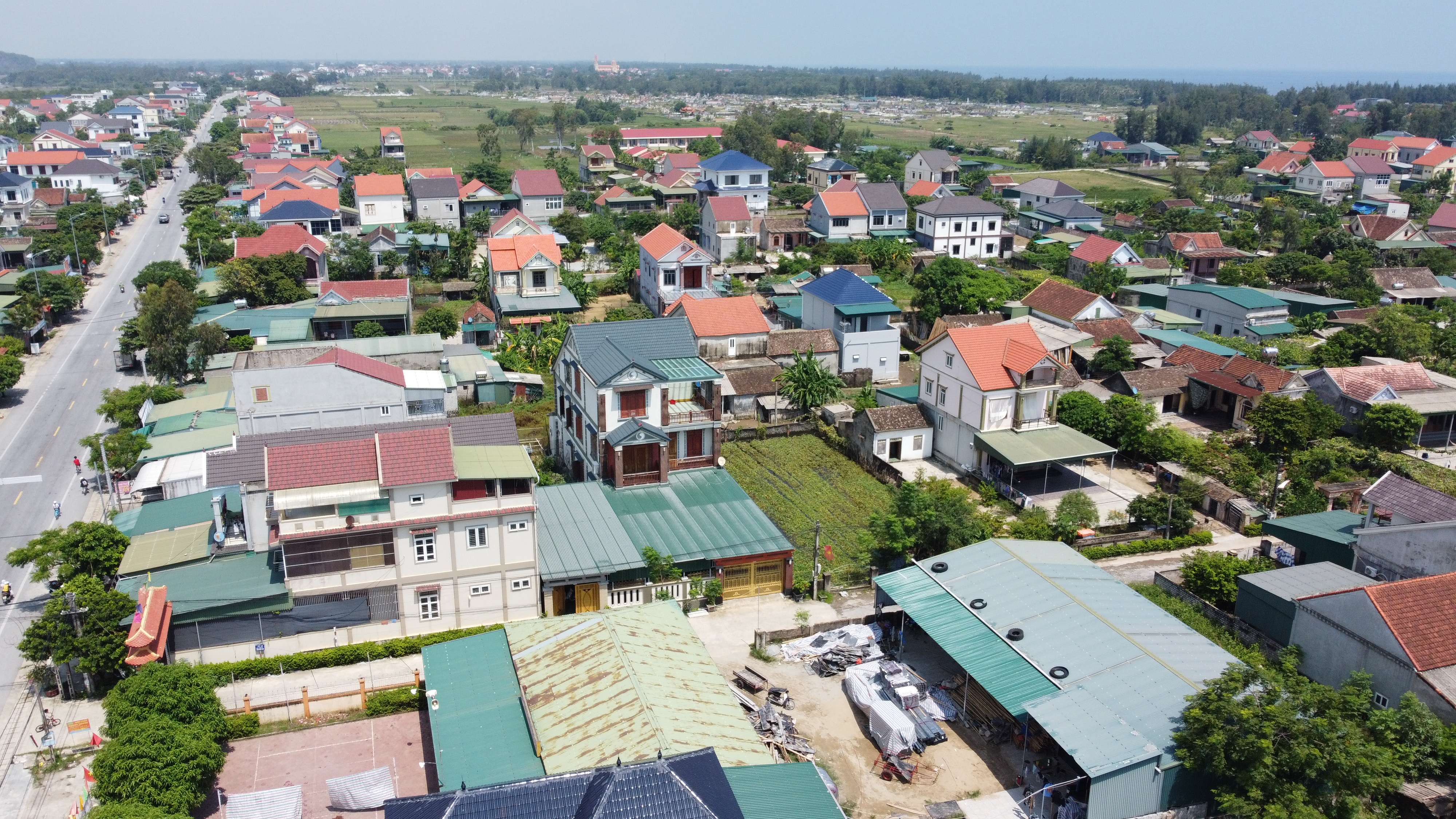 Cuộc giải cứu nữ osin chui suýt bị xâm hại - 13 Cuộc giải cứu nữ osin chui suýt bị xâm hại - 13