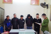 Bắt giữ 5 đối tượng "phê ma túy" trong quán karaoke