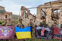 Ukraine giành vùng chủ chốt gần Bakhmut, đe dọa huyết mạch hậu cần của Nga