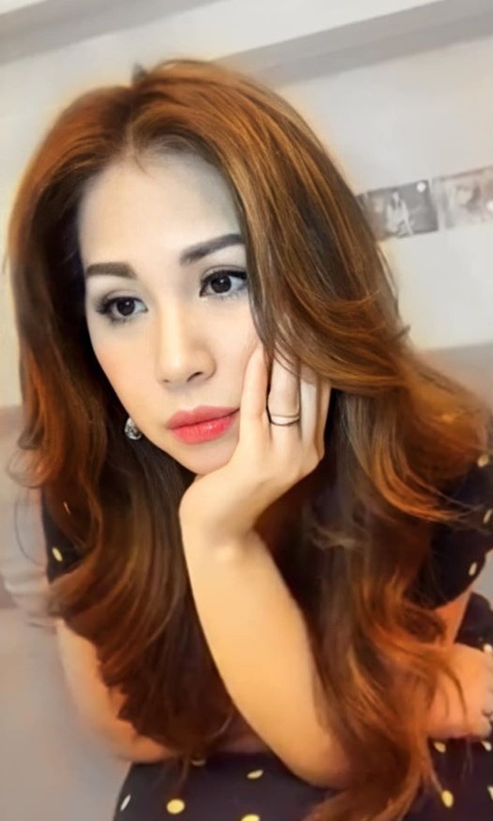 Minh Tuyết trồng rau ở biệt thự, phản ứng bình luận “khoe giàu sang” tại Mỹ - 1 Minh Tuyết trồng rau ở biệt thự, phản ứng bình luận “khoe giàu sang” tại Mỹ - 1
