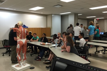 Khoa Y,  ĐH Tân Tạo: Trao cơ hội hành nghề Y tại Mỹ