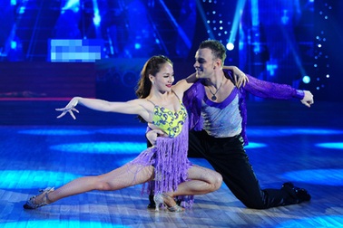 Lan Phương duyên dáng trên sàn nhảy