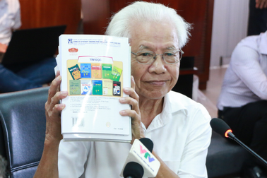 Sách đánh vần “hình tròn ô vuông” của GS Hồ Ngọc Đại bị rớt khỏi vòng thẩm định