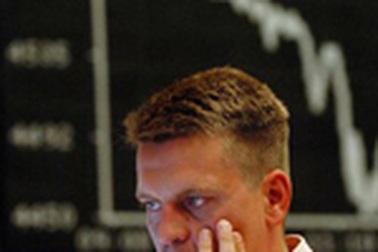 Chứng khoán toàn cầu suy giảm