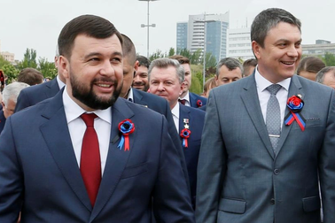 Lãnh đạo hai vùng ly khai Ukraine đến Moscow để hoàn thành thủ tục sáp nhập