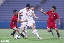 Cầu thủ đang chơi bóng tại Hà Lan được gọi vào đội U17 Việt Nam