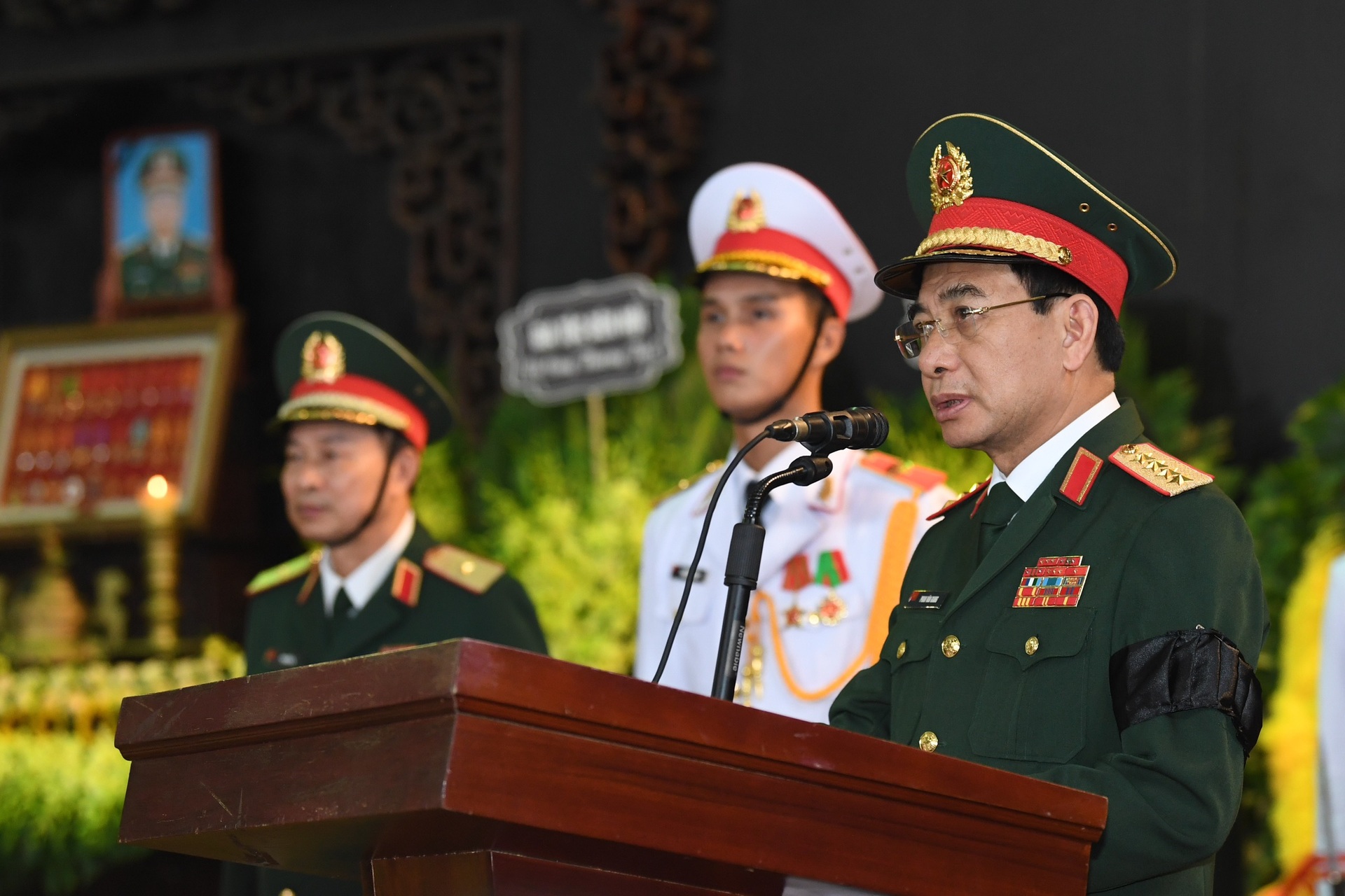 Lễ truy điệu Thượng tướng Nguyễn Chí Vịnh - 2 Lễ truy điệu Thượng tướng Nguyễn Chí Vịnh - 2