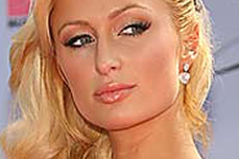 Lời sám hối muộn mằn của Paris Hilton